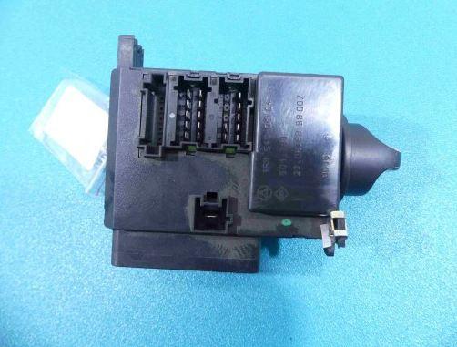 přepínač světel Mercedes W168 1685450104 EU