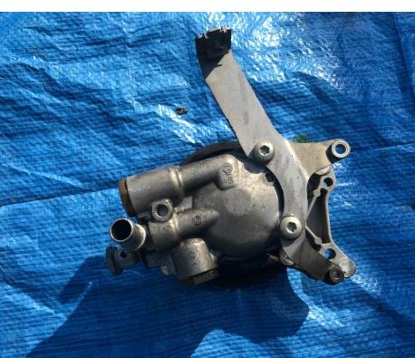 BMW E60 E61 LIFT 3,0D pumpa servočerpadlo 678148603