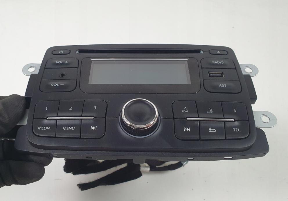 DACIA LOGAN 2016 RADIO CD USB