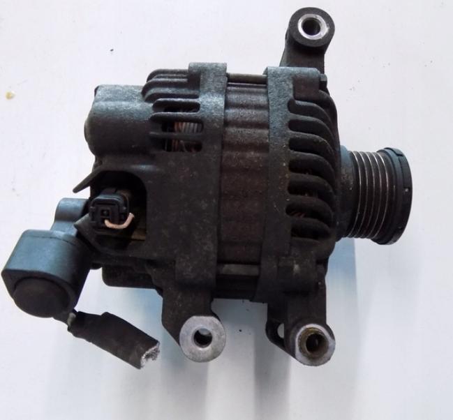 PEUGEOT 207 Alternator V757695680