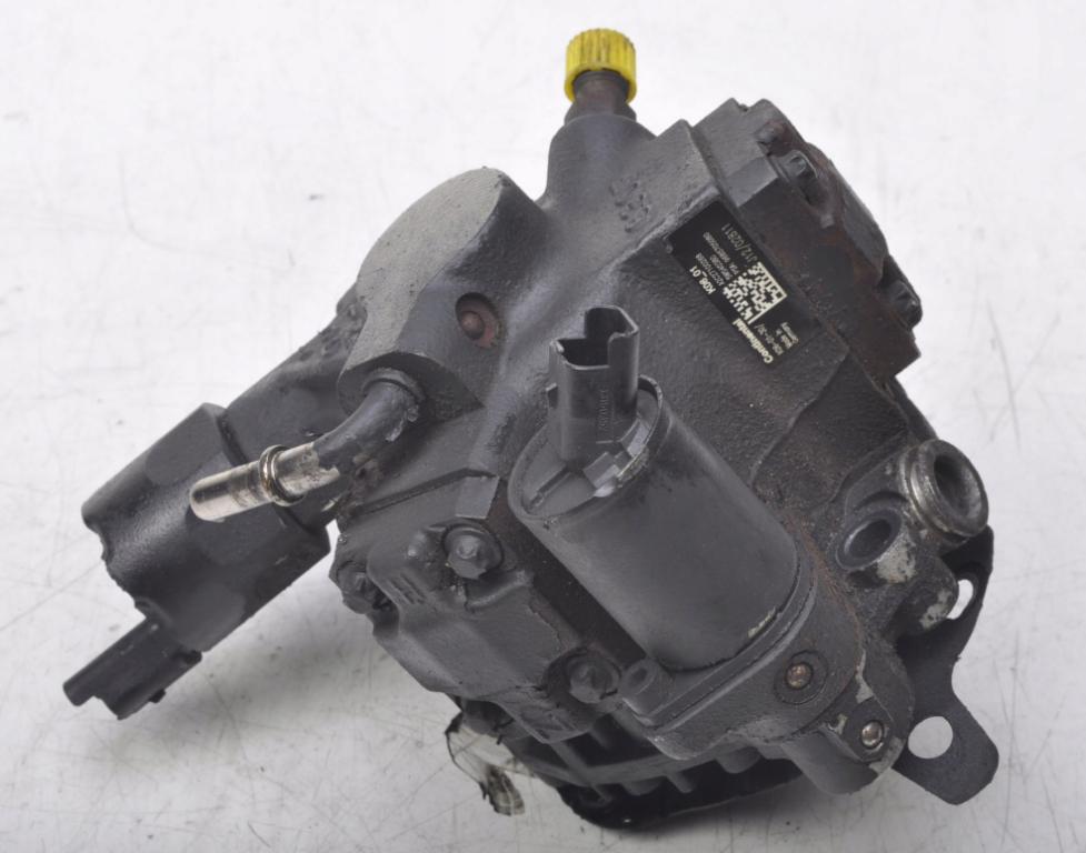 VOLVO V50 2.0 D 136 HP Pumpa vstrekovacia 9685705080