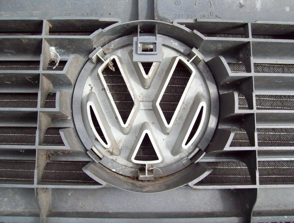 Volkswagen LT mriežka 281853653