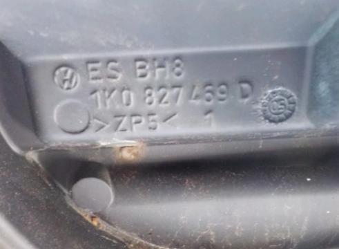 VOLKSWAGEN GOLF V Kľučka dverí zad kufra 1K0827469D