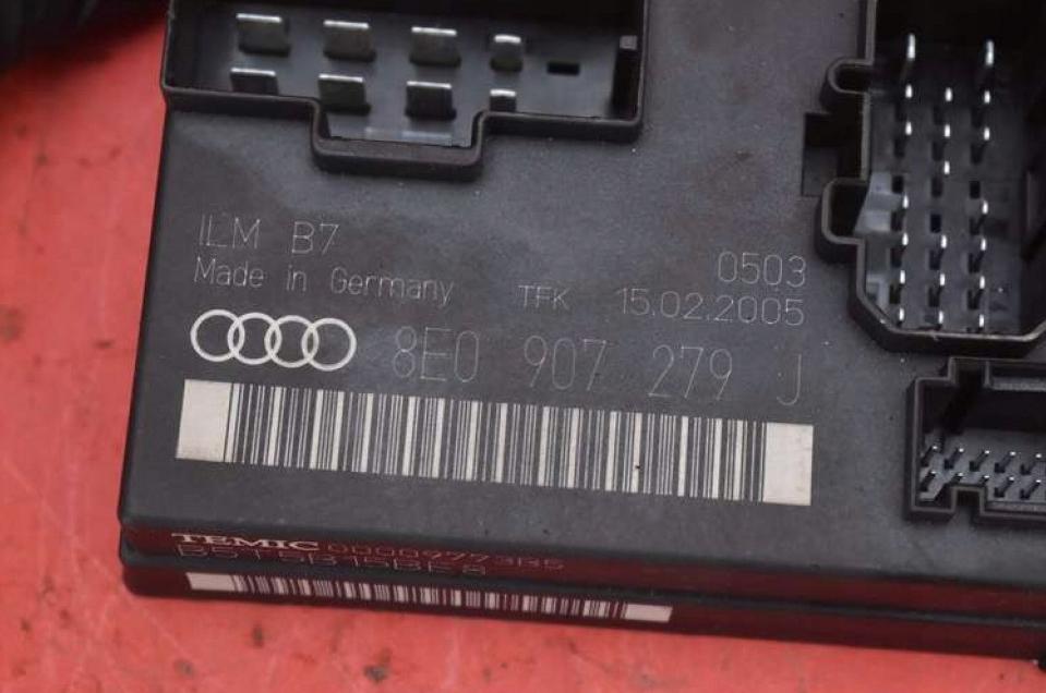 Audi A4 B7 KOMBI 5D 2.0TDI 140KM 04-08  Modul Riadiaca jednotka svetiel 8E0907279J