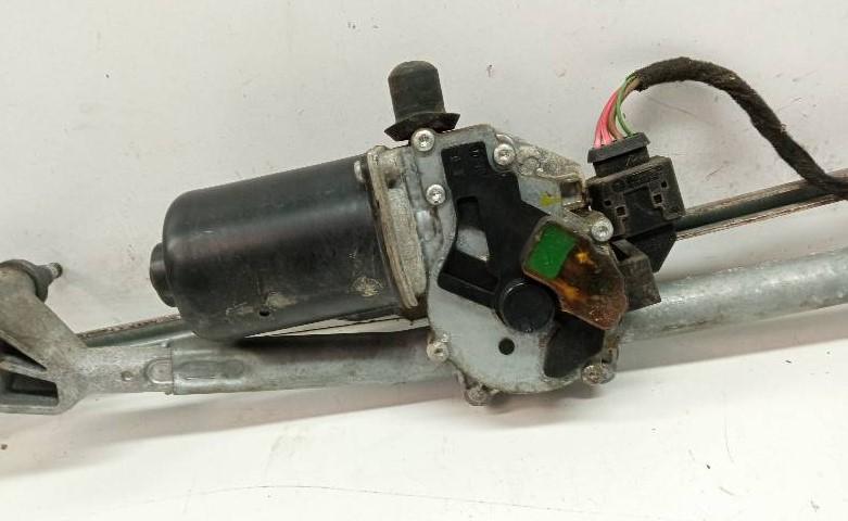 MERCEDES W169 W245 Mechanizmus stieračov predný A1698202148