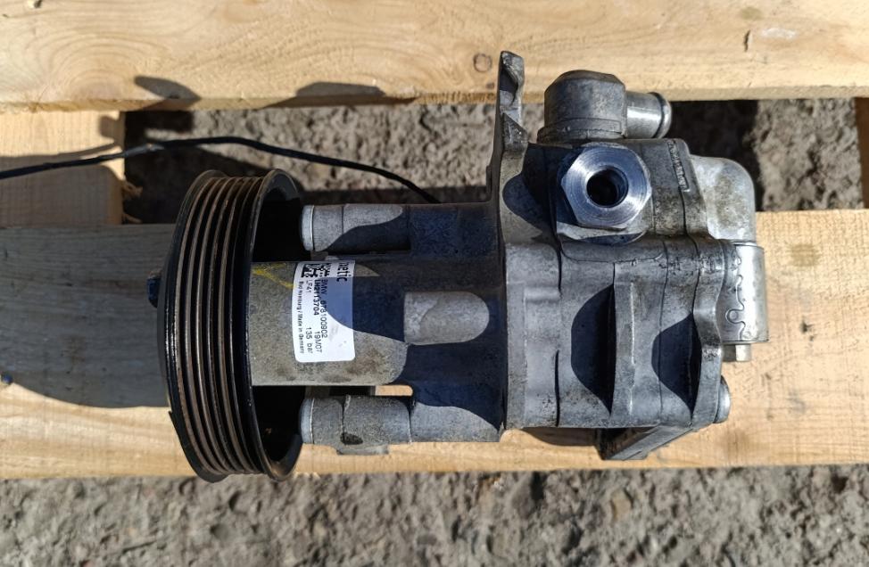 BMW E70 E71pumpa servočerpadlo M57 678100902 LH2113704