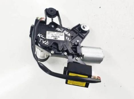 Opel Antara 2011r Lift  Motorček stieračov  zadný 96627128