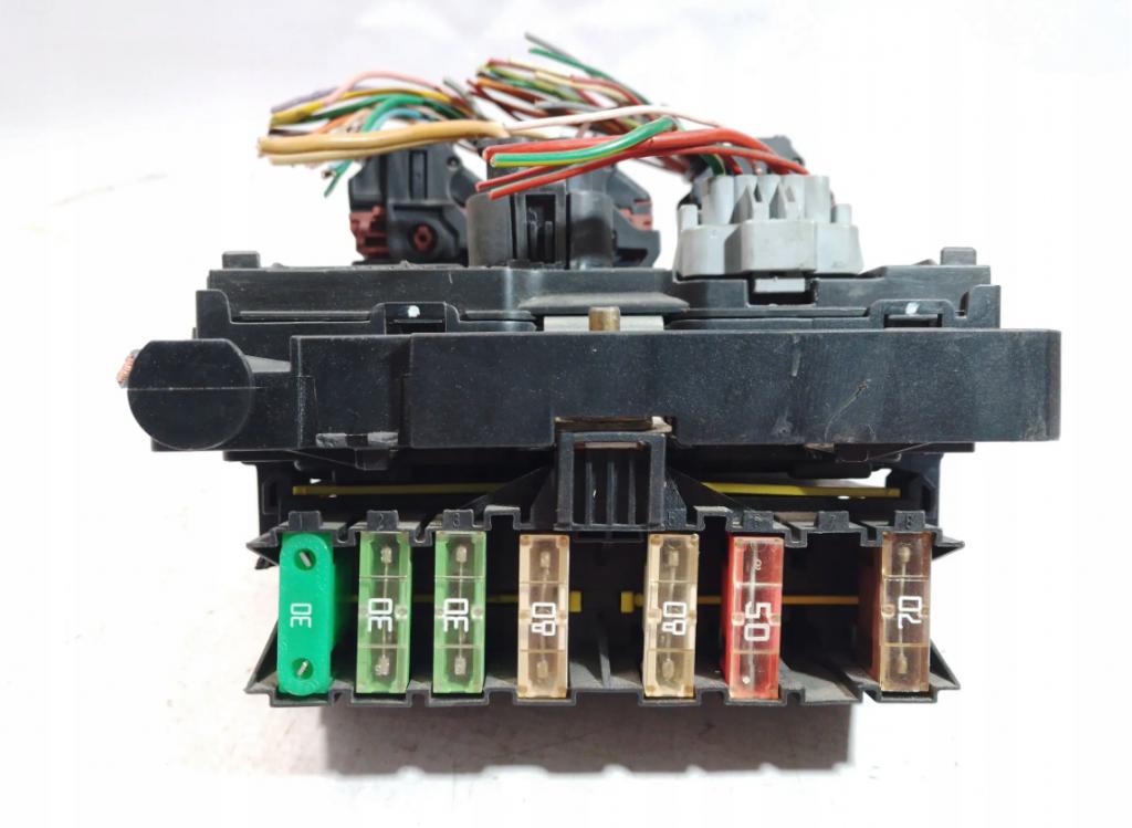 Citroen C4  BSM MODUL  9657718580 ; S118983004K