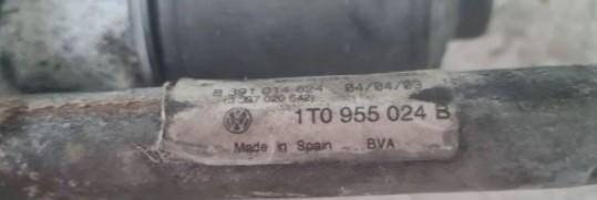 VW Touran mechaniznum stieracov  predny pravy 1T0955120