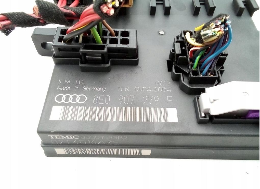 AUDI A4 B6 AVANT 2003 131 kW 1896 Modul 2 8E0907279F