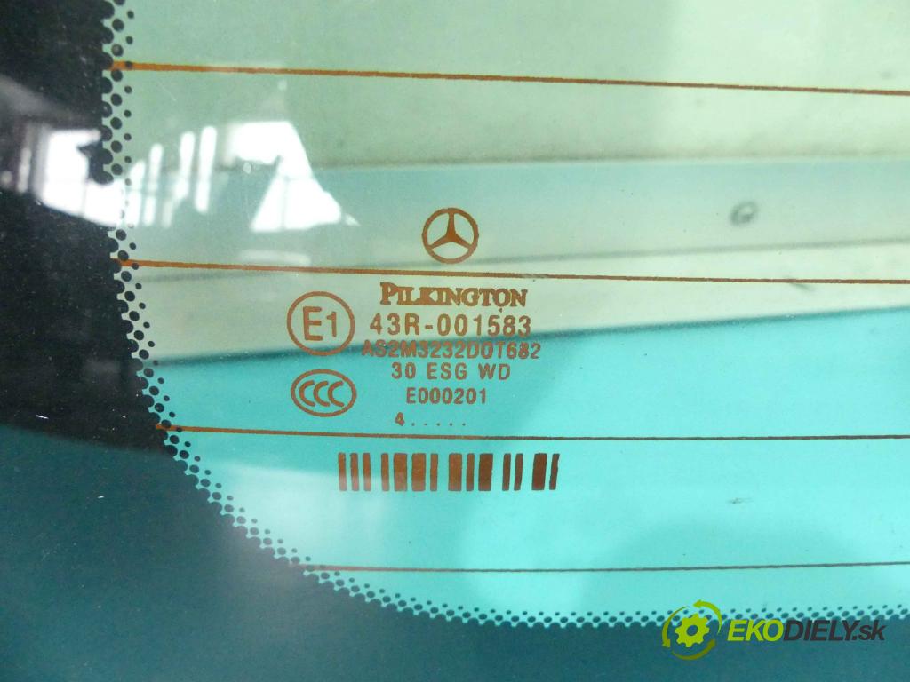 Mercedes A W169 2004-2012 1.7 116 HP manual 85 kW 1699 cm3 5- sklo zadná  (Sklá zadné)