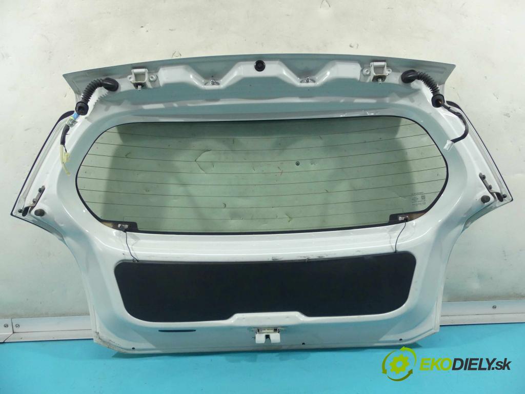 Suzuki Alto 2009-2014 1.0 68 HP manual 50 kW 996 cm3 5- zadna kufor  (Zadné kapoty)