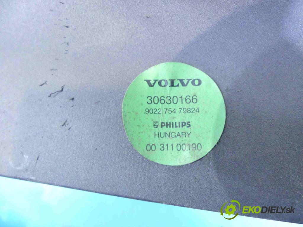 Volvo V40 I 1995-2004 1.9 dci 116 HP manual 85 kW 1870 cm3 5- Subwoofer: 30630166 (Audio zariadenia)