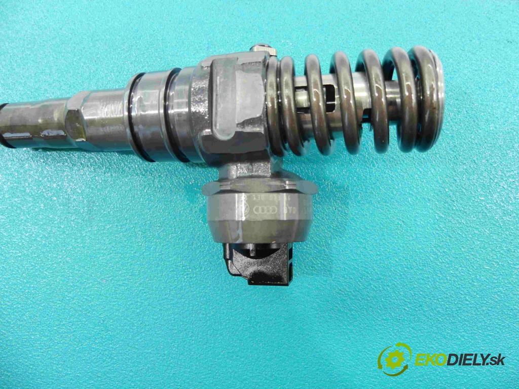 Vw Golf V 2003-2009 1.9 tdi 105 HP manual 77 kW 1896 cm3 5- vstrekovacie čerpadlo POMPOWTRYSKI 1.9 TDI 105KM 038130073AG 0414720215 (Vstrekovače)