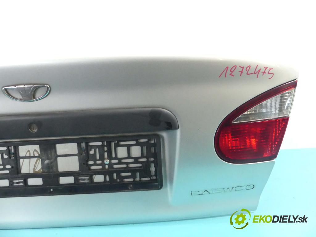 Daewoo Lanos 1.5 16v 101 HP manual 74 kW 1498 cm3 4- zadna kufor  (Zadné kapoty)