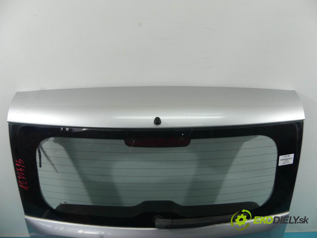 Kia Soul I 2008-2013 1.6 16v 126 hp manual 93 kW 1591 cm3 5- zadní kufrové dveře  (Zadní kapoty)