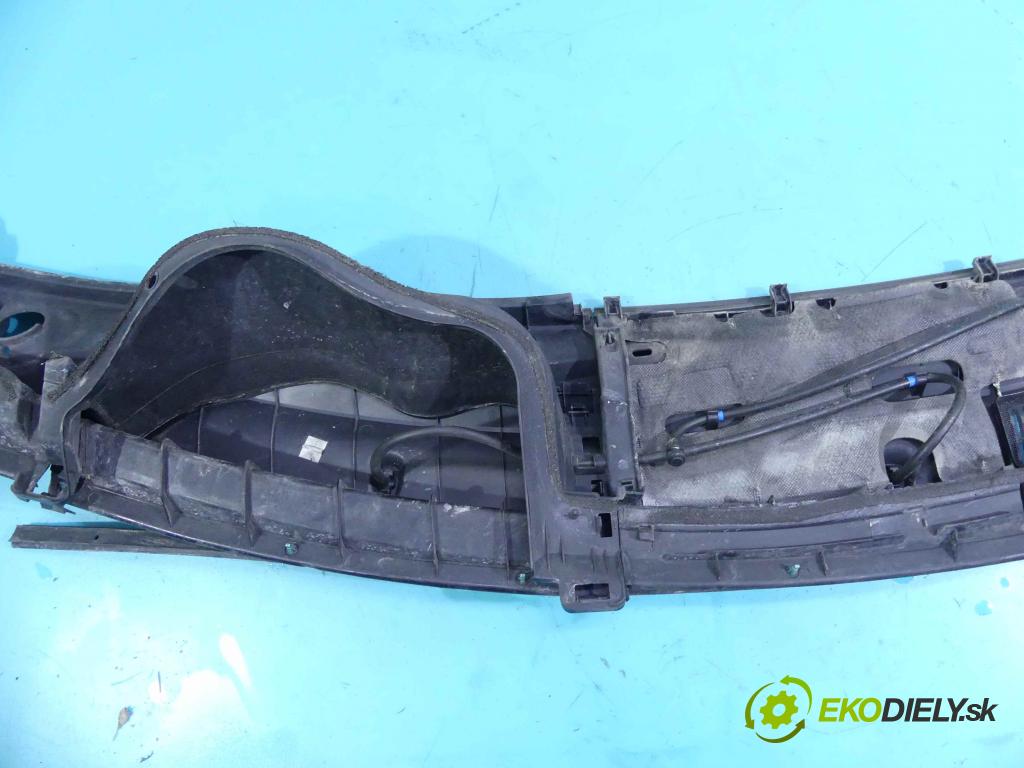 Toyota Yaris II 2005-2011 1.4 D4D 90 HP manual 66 kW 1364 cm3 5- torpédo 55781-0D100 (Torpéda)