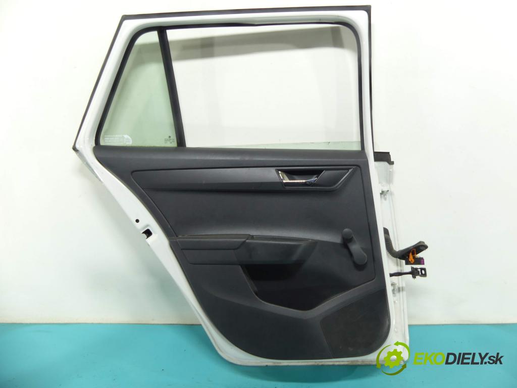 Skoda Fabia III 2014- 1.4 tdi 105 HP manual 77 kW 1422 cm3 5- dvere zadné ľavé  (Ostatné)