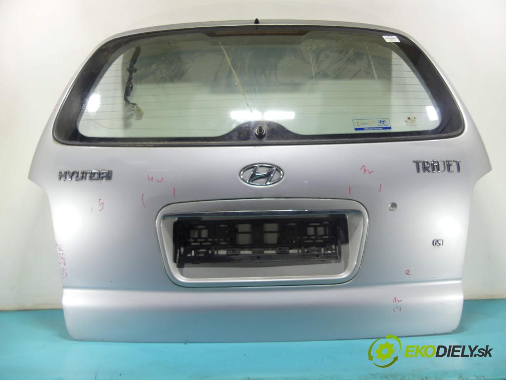 Hyundai Trajet 2.0 crdi 114 HP manual 84 kW 1991 cm3 5- zadna kufor  (Zadné kapoty)