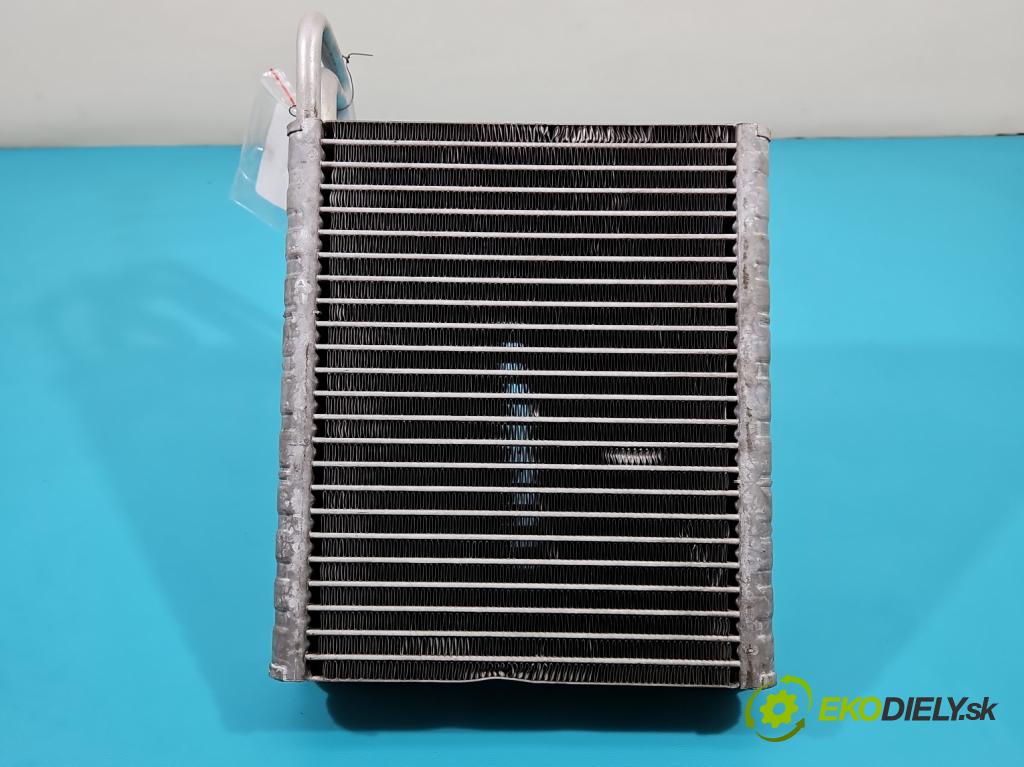 Land rover Discovery Sport 2014-2019 L550 2.0 T 241KM automatic 177 kW 1999 cm3 5- radiator FA992001 (Radiátory kúrenia)