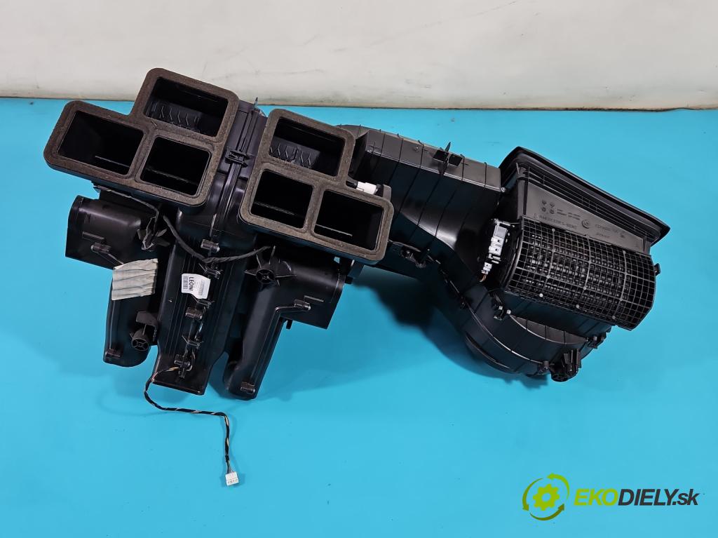 Mercedes GLA X156 2013-2019 1.6 T 156 HP automatic 115 kW 1595 cm3 5- radiator 2468300084 (Radiátory kúrenia)