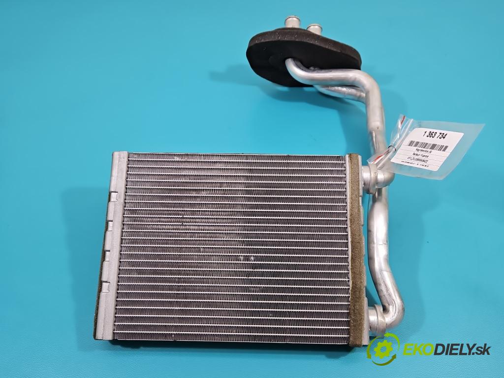 Renault Fluence 1.6 16V 114 HP manual 84 kW 1598 cm3 4- radiator  (Radiátory kúrenia)