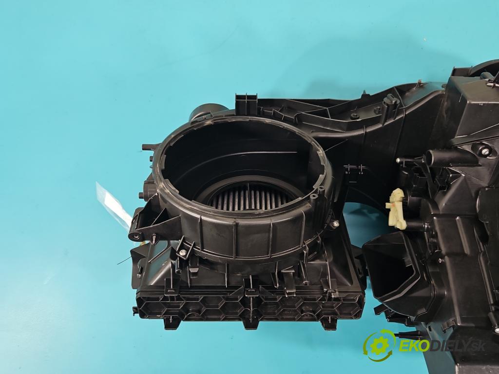 Vw Golf VII 2012-2020 1.6 tdi 105 HP automatic 77 kW 1598 cm3 5- radiator  (Radiátory kúrenia)