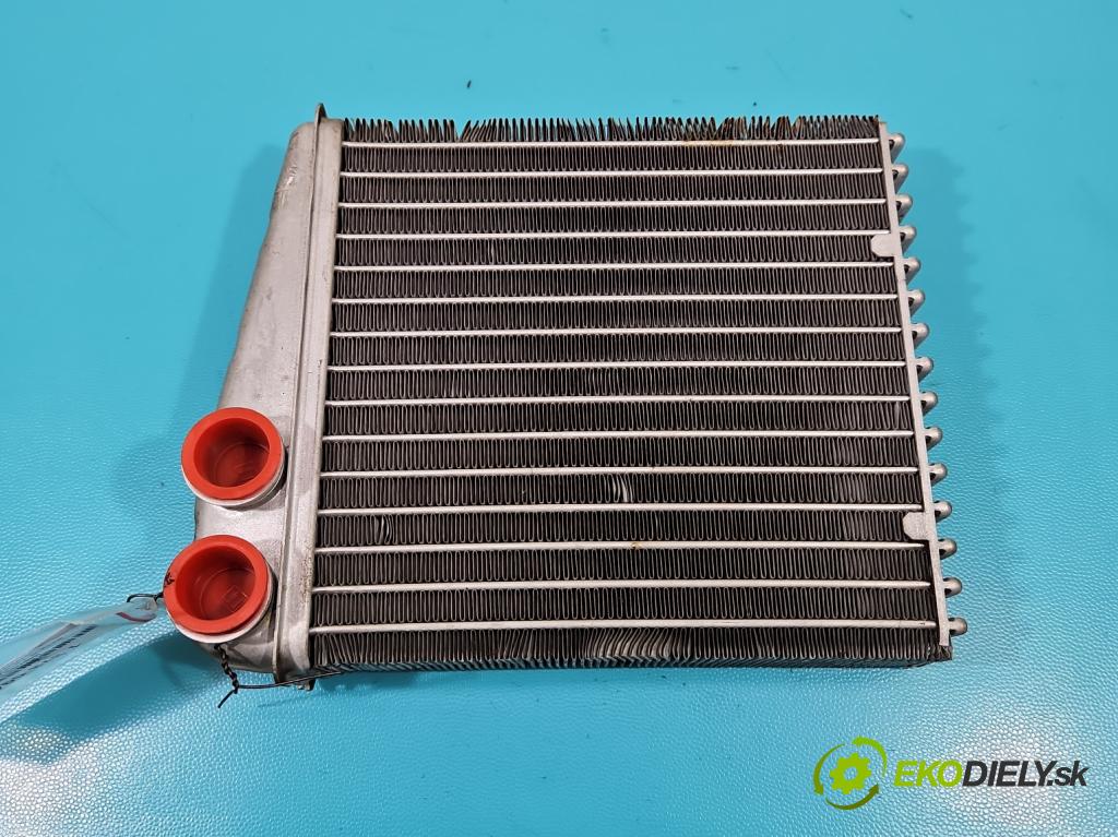 Renault Twingo II 2007-2014 1.5 dci 64 HP manual 47 kW 1461 cm3 3- radiator  (Radiátory kúrenia)