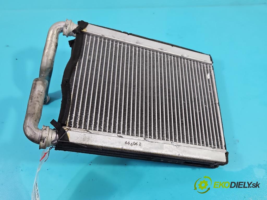 Rover 75 2.0 cdti 116 HP manual 85 kW 1951 cm3 4- radiator  (Radiátory kúrenia)