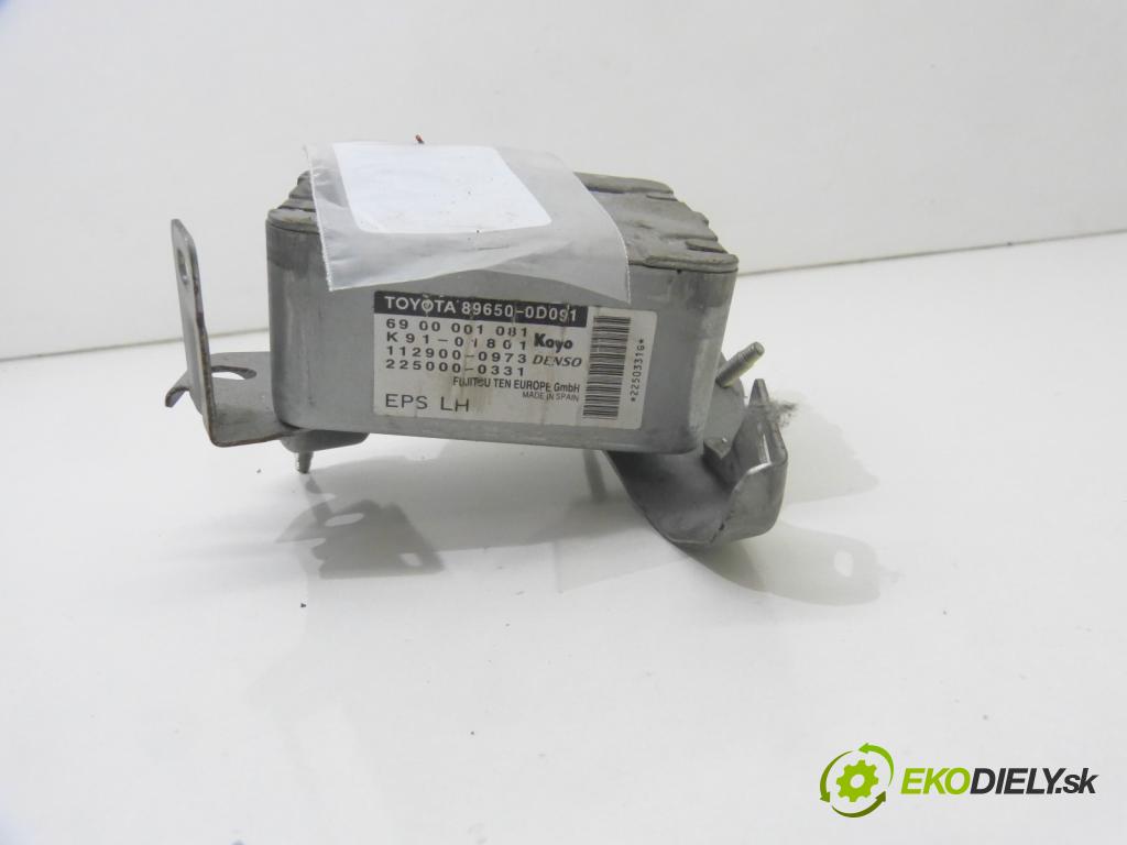 Toyota Yaris II 2005-2011 1.3 16V VVTI 87 HP  64 kW 1300 cm3  Modul Riadiaca jednotka  (Ostatné)