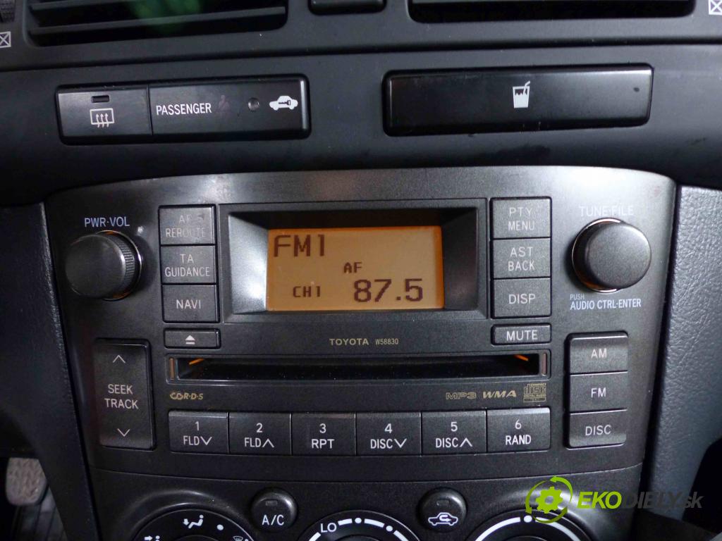 Toyota Avensis II T25 2003-2008  VVTI 110 hp manual 81 kW 1598 cm3 5-  RADIO 86120-05111 (Audio zařízení) 