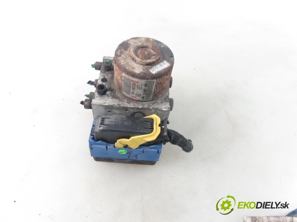 CITROEN C3 I (FC_) HB 2003 54,00 1.4 i - KFV (TU3JP) 1360,00 Pumpa ABS 10097011063 ; 5WK84106 ; 9641965380 (Pumpy ABS)