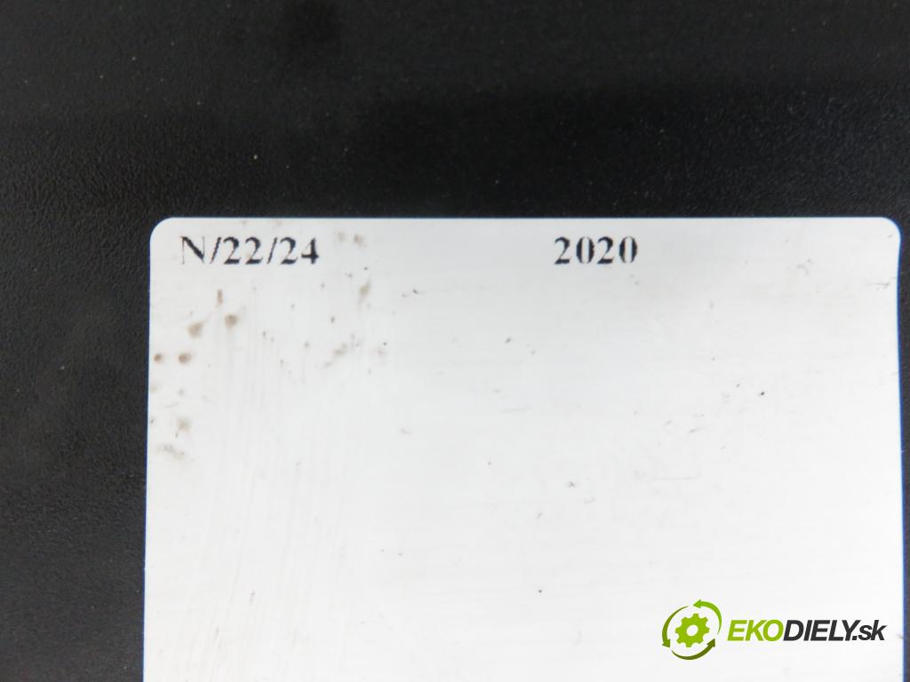 IVECO DAILY VI Furgon FURGON 2020 100,00 3.0 NaturalPower 136 - F1CFA401C 2998,00 Torpédo, plast pod čelné okno 5801951075 ; 5801951120 (Torpéda)