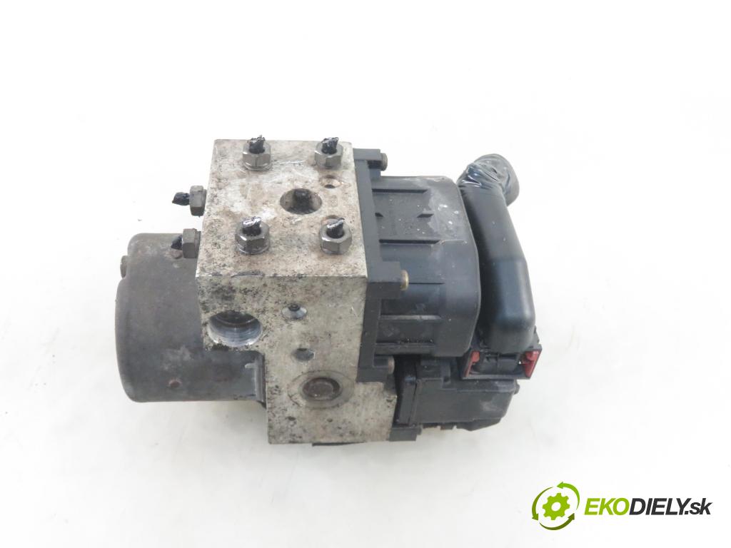 PEUGEOT 307 (3A/C) HB 2002 81,00 1.6 - NFU (TU5JP4) 1587,00 Pumpa ABS 0273004562 ; 0265216757 (Pumpy ABS)