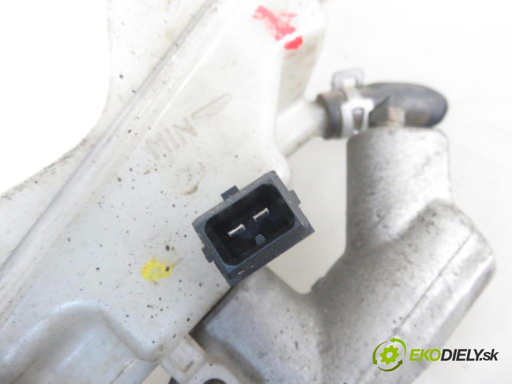 TOYOTA AVENSIS Kombi (_T25_) KOMBI 2003 95,00 1.8 (ZZT251_) - 1ZZ-FE 1794,00 posilovač 0204024548 ; 4720005150 (Servočerpadlá, pumpy řízení)