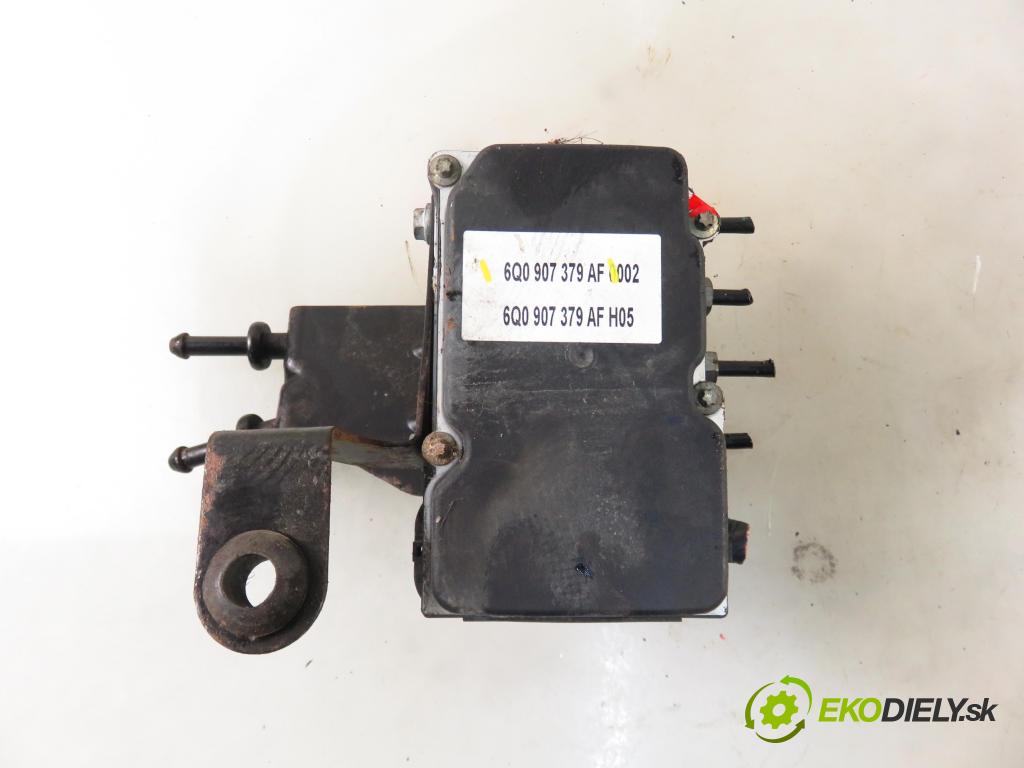 VW POLO (9N_) HB 2006 47,00 1.2 12V 64 - AZQ 1198,00 Pumpa ABS 0265800511 ; 6Q0907379AF (Pumpy ABS)