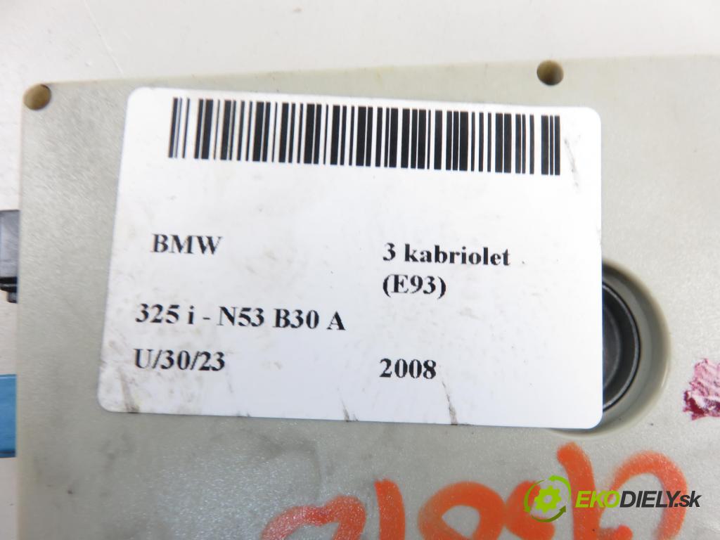 BMW 3 kabriolet (E93) CABRIO 2008 2996,00 Wzmacniacze 2996,00 zesilovač Antenní: 6950181 (Zesilovače)