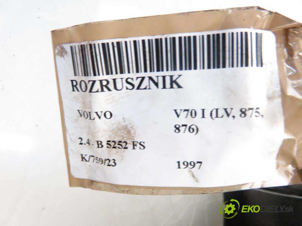 VOLVO V70 I (875, 876) KOMBI 1997 2435,00 Rozruszniki kompletne 2435,00 Štartér 0001108167 (Štartéry)