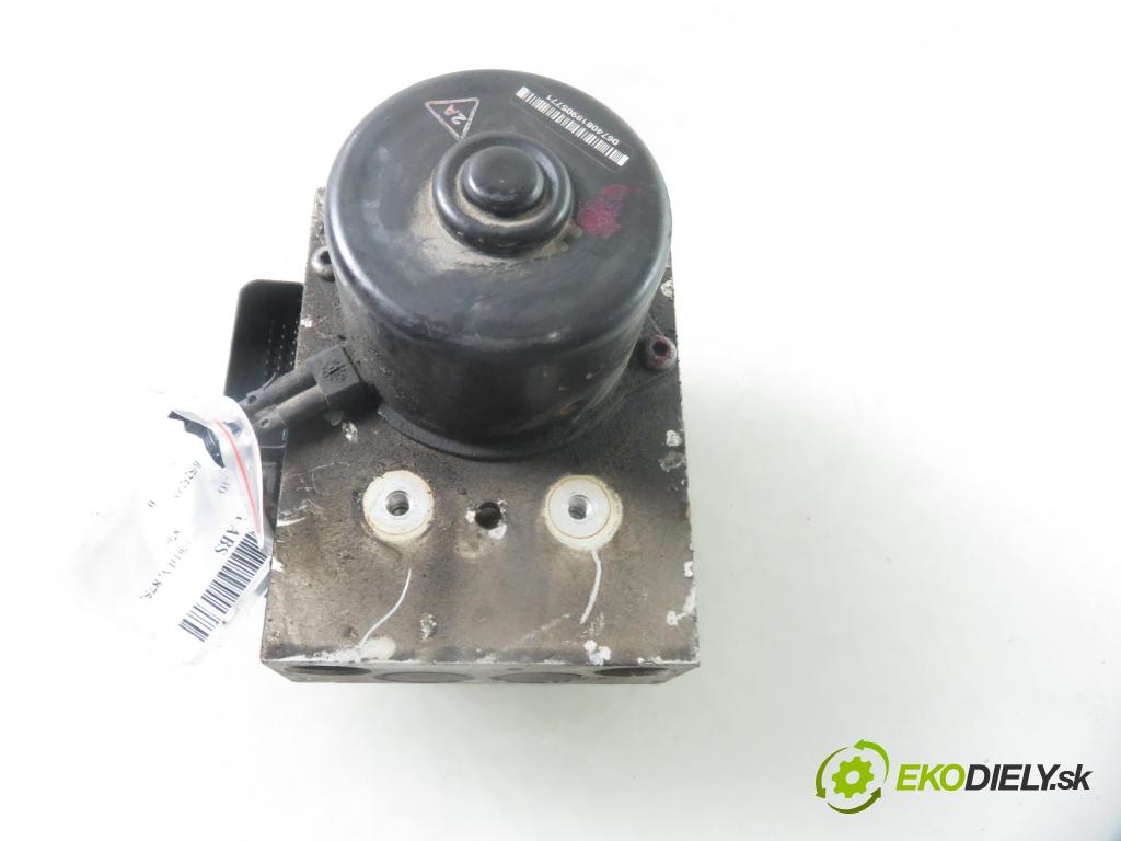 VOLVO V70 I (875, 876) KOMBI 1997 106,00 2.4 144 -  B 5252 FS 2435,00 Pumpa ABS 9157654B ; 10020401134 ; 9162675 (Pumpy ABS)