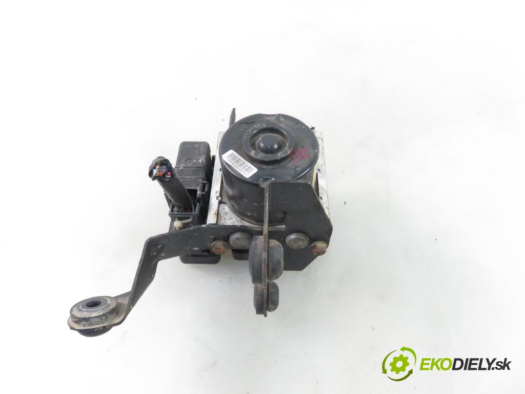 MAZDA 5 (CR19) MINIVAN 2006 81,00 2.0 MZR-CD 110 - RF7J 1998,00 pumpa ABS 5N612M110AC ; 06210203414 ; 06210904753 (Pumpy brzdové)