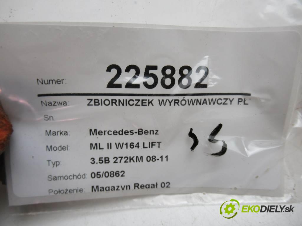 Mercedes-Benz ML II W164 LIFT  2011 201kW 3.5B 272KM 08-11 3498 nádržka vyrovnávací kapaliny chadicího 1645000049 (Vyrovnávací nádržky)