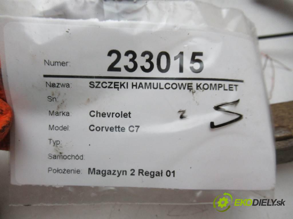 Chevrolet Corvette C7    .  čeľustie bŕzd - 