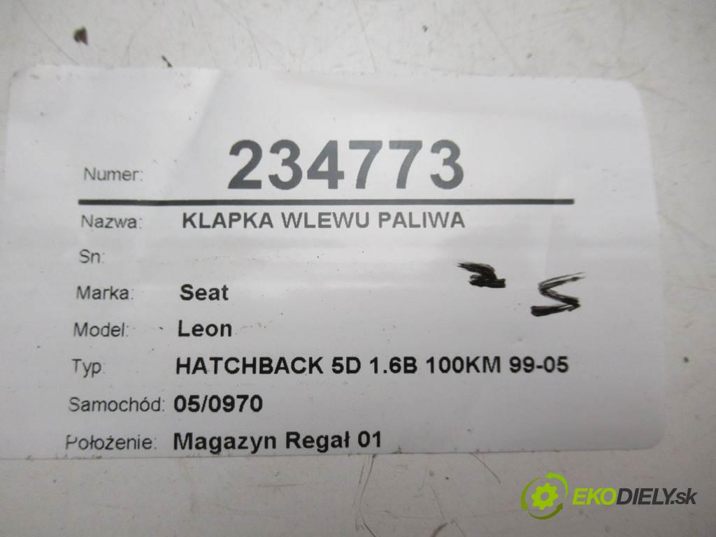 Seat Leon  1999 74 kW HATCHBACK 5D 1.6B 100KM 99-05 1600 Dvierka nádrže paliva  (Ostatné)
