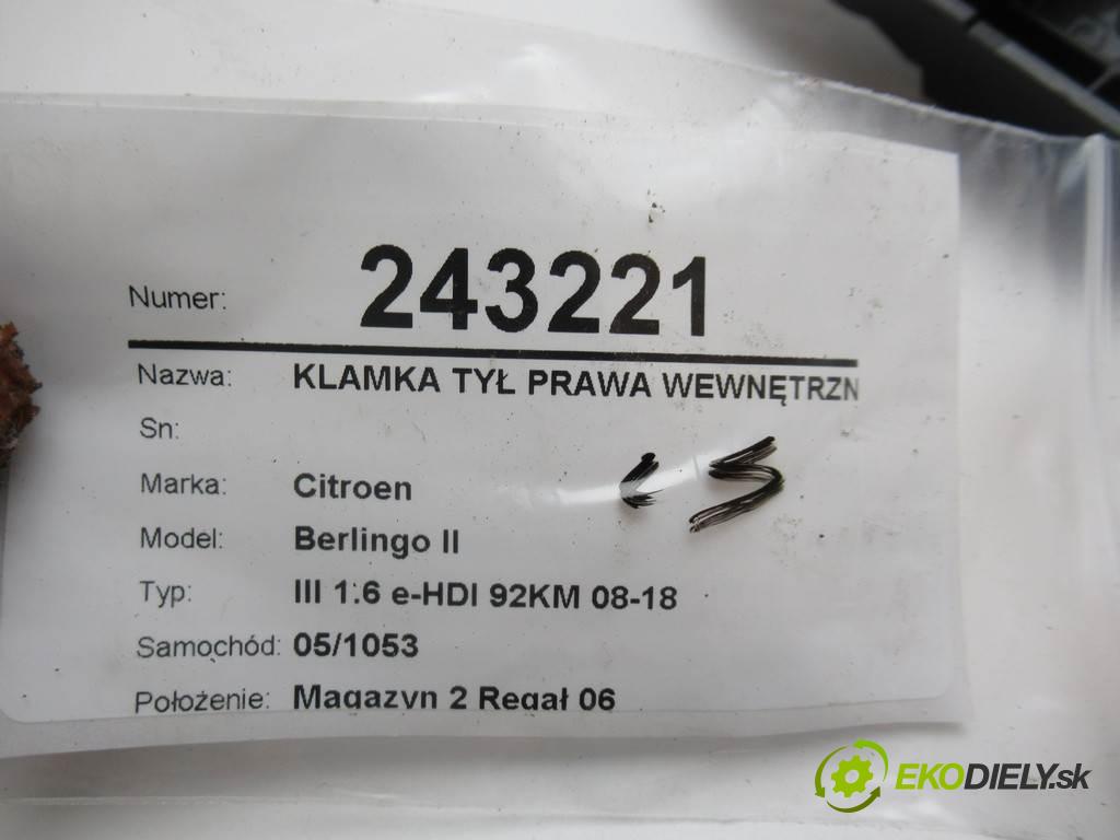 Citroen Berlingo II  2015  III 1.6 e-HDI 92KM 08-18 1560 Kľučka zad pravá vnútorná 9682100677 (Ostatné)