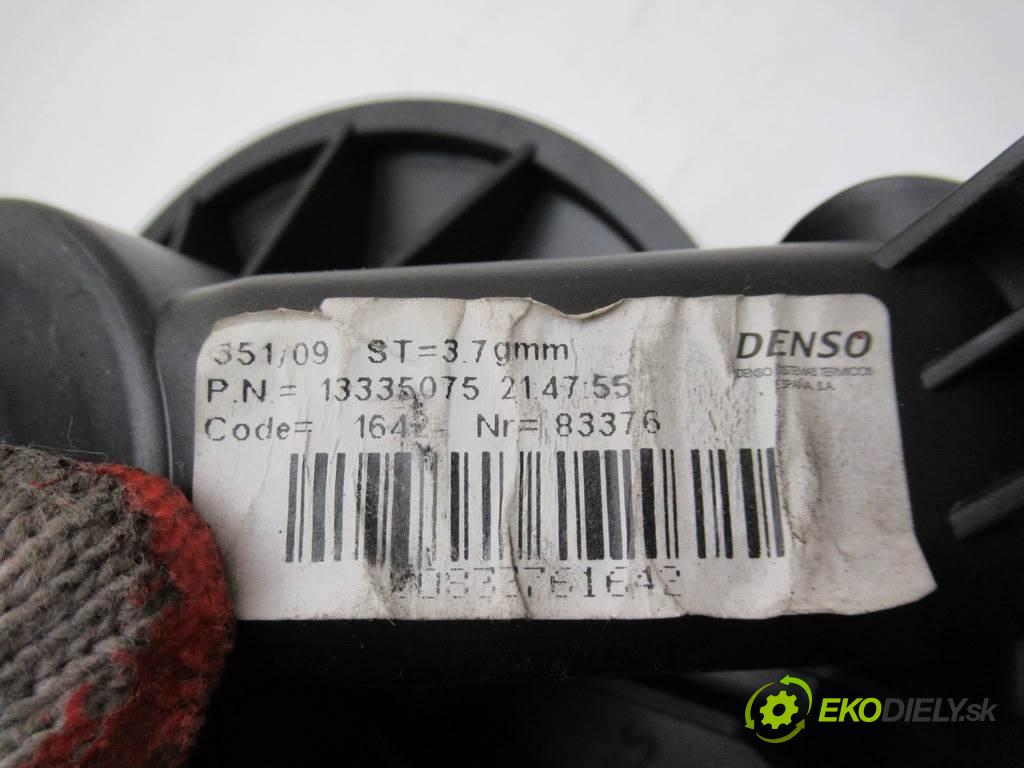 Opel Corsa D   2011  HATCHBACK 3D 1.2B 69KM 06-11 1229 ventilátor - topení 13335075 (Ventilátory topení)