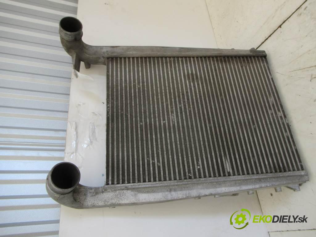 Renault Magnum    .  intercooler 7420833583 (Intercoolery (chladiče nasávaného vzduchu))