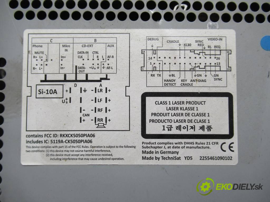 Skoda Octavia II LIFT  2011 103 kW KOMBI 5D 2.0TDI 140KM 08-13 2000 RADIO 3T0035192C (Audio zariadenia)
