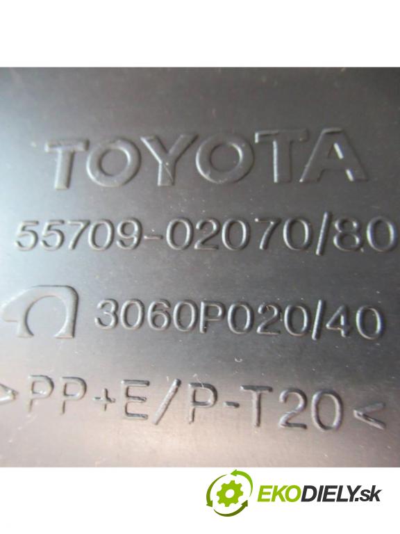 Toyota Corolla E12  2002 71 kW HATCHBACK 3D 1.4VVTI 97KM 02-07 1400 Torpédo, plast pod čelné okno 55709-02070 (Torpéda)