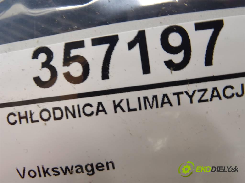 Volkswagen Polo IV 9N HATCHBACK 2003  HATCHBACK 5D 1.2B 64KM 01-09 1200 Chladič klimatizácie 6Q0820411E (Chladiče klimatizácie)