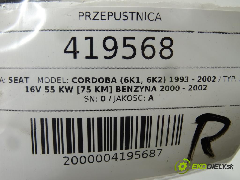 SEAT CORDOBA (6K1, 6K2) 1993 - 2002    1.4 16V 55 kW [75 KM] benzyna 2000 - 2002  Škrtiaca klapka 030133062A (Škrtiace klapky)